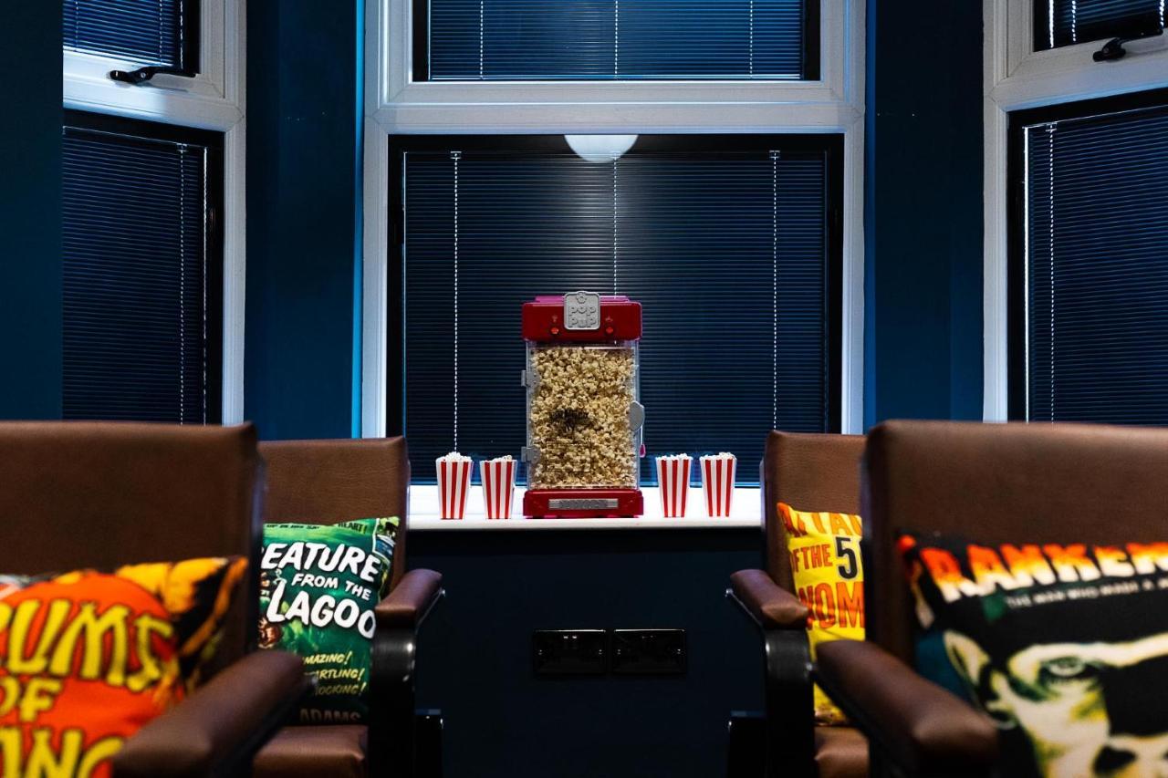 23 Trafalgar Square With Hot Tub And Cinema Scarborough Ngoại thất bức ảnh