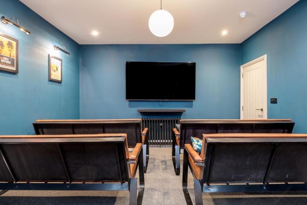 23 Trafalgar Square With Hot Tub And Cinema Scarborough Ngoại thất bức ảnh